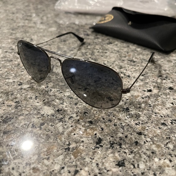 Rayban Aviator - Picture 2 of 2